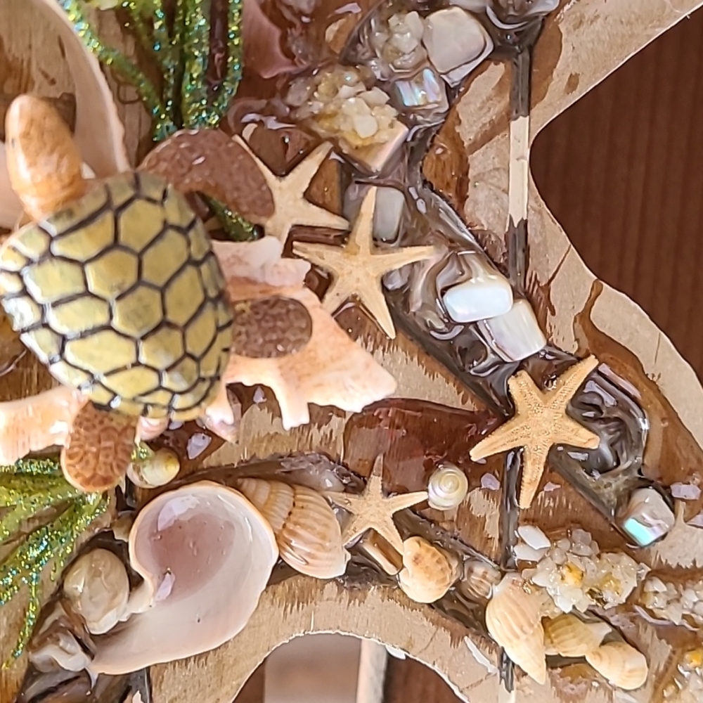 RESIN DECOR - Picture 5 of 7